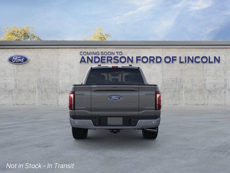 Vehicle photo 5