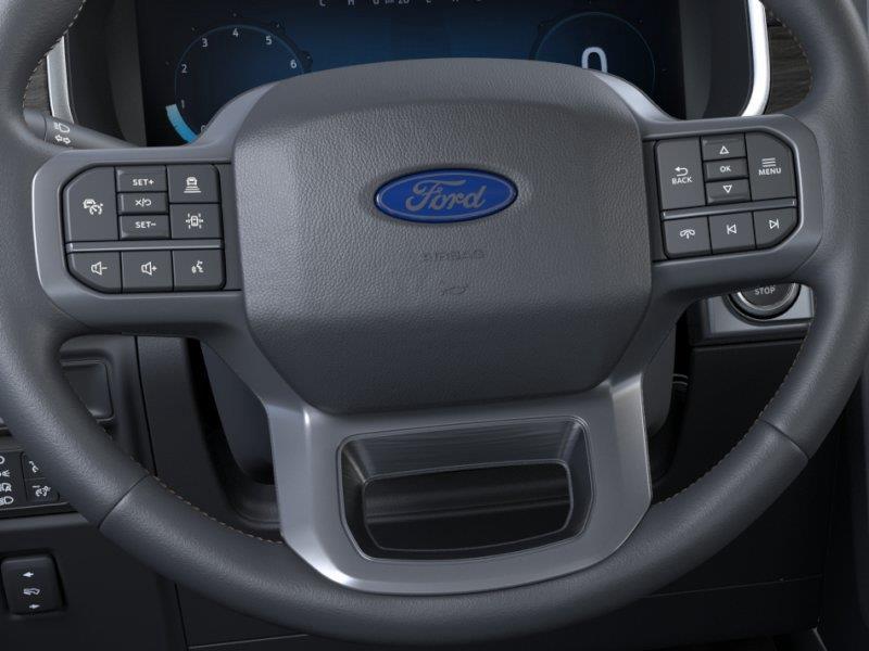 Vehicle photo 12