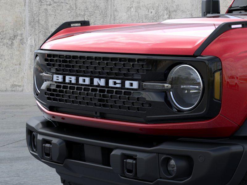 Vehicle photo 19
