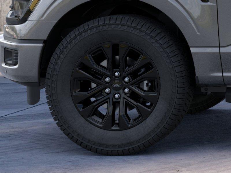 Vehicle photo 19