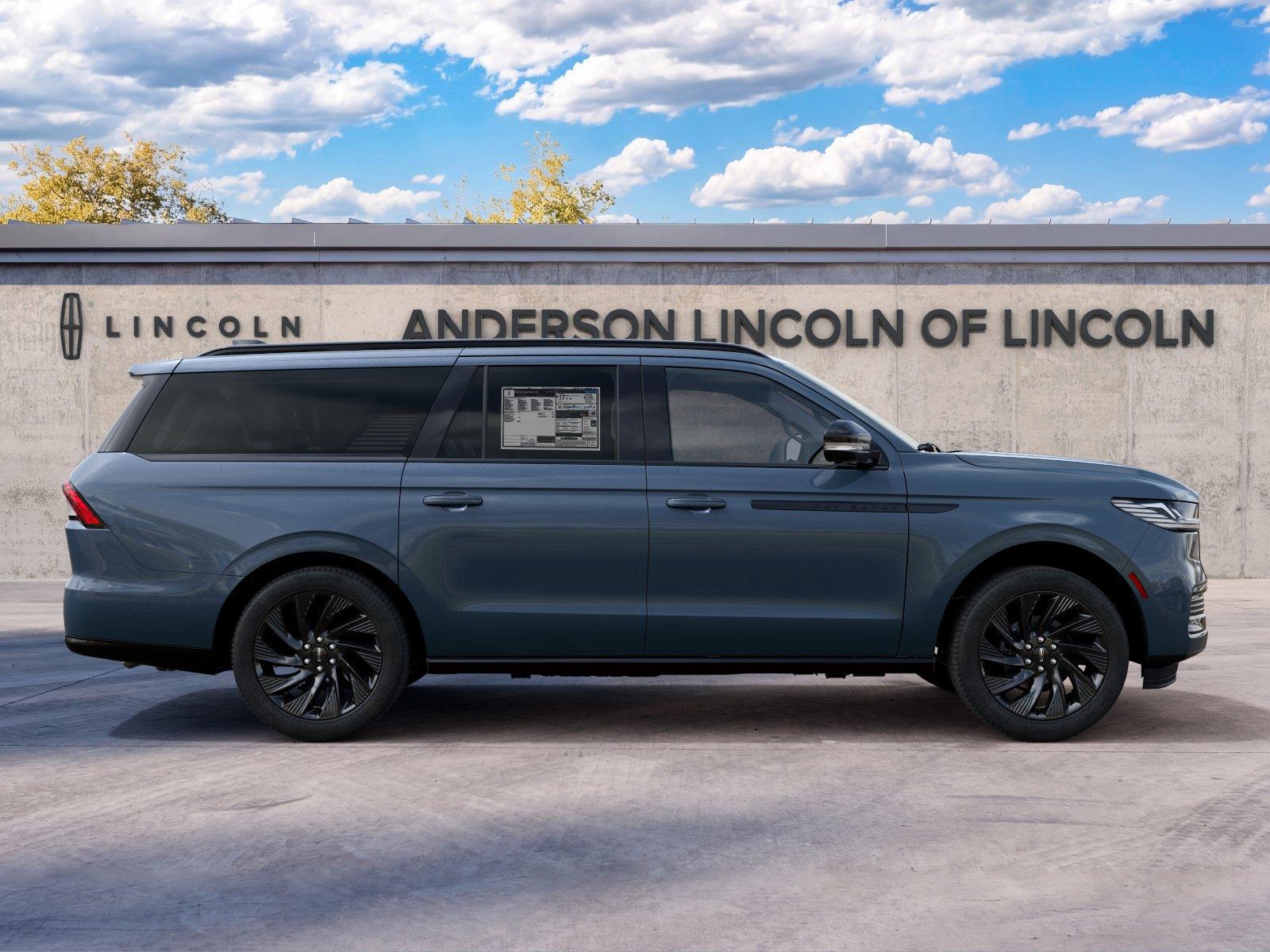 Vehicle photo 5