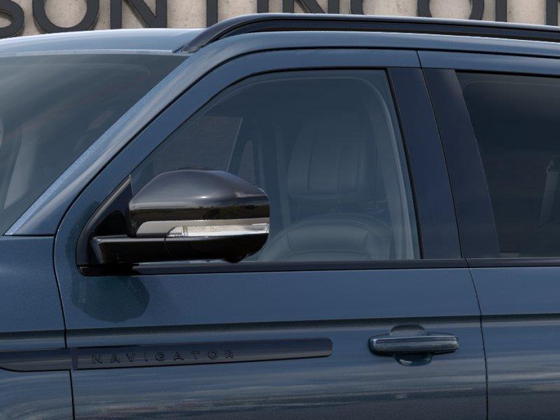 Vehicle photo 20