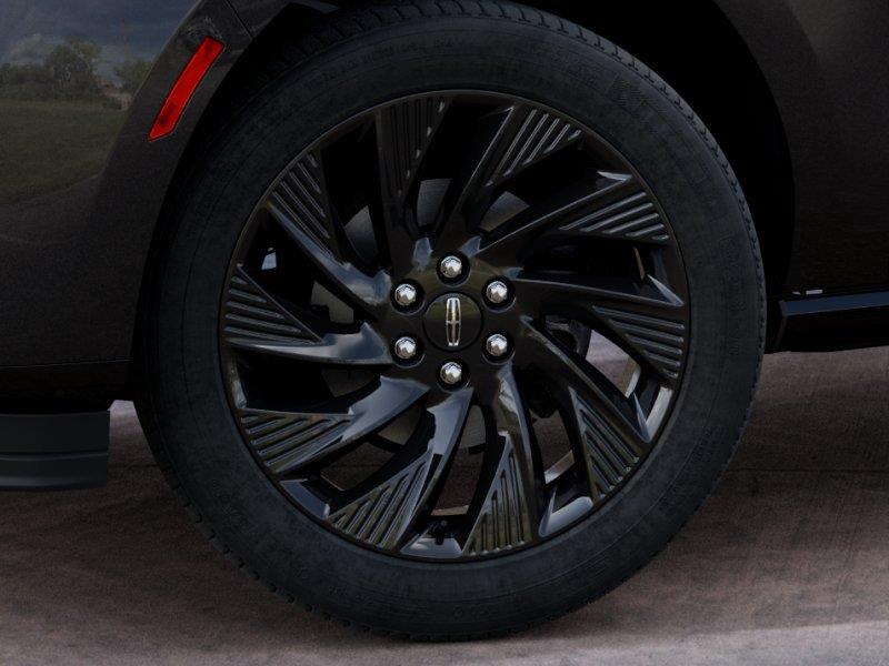 Vehicle photo 19