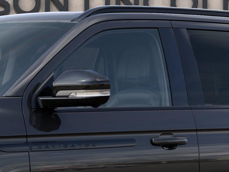 Vehicle photo 20