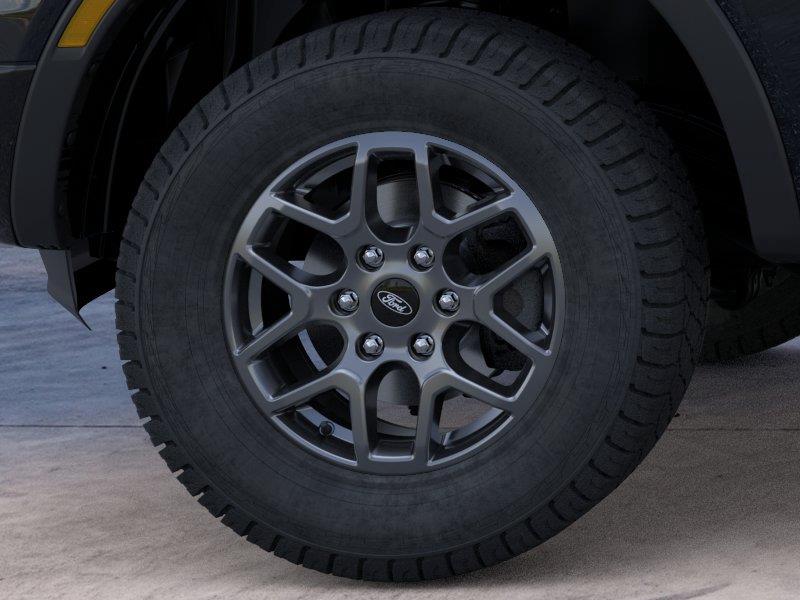 Vehicle photo 19