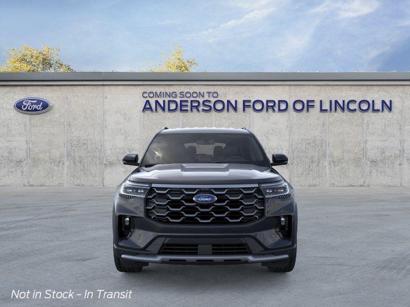 Vehicle photo 6
