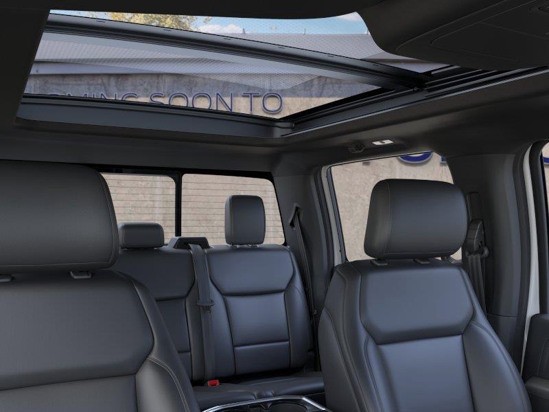 Vehicle photo 22