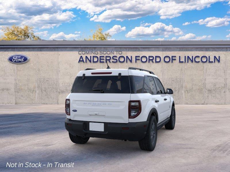 Vehicle photo 8