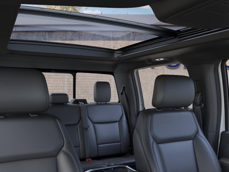 Vehicle photo 22