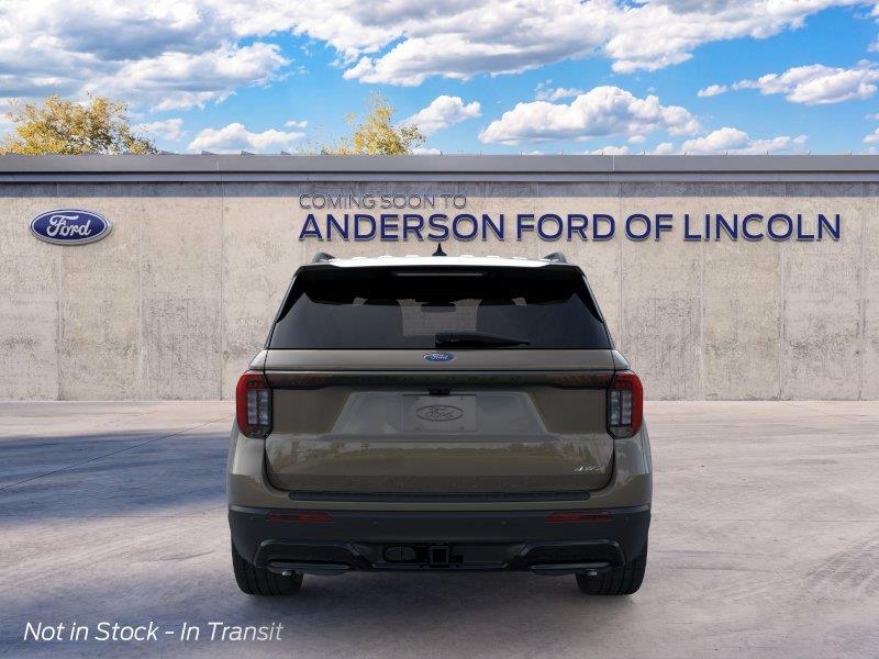 Vehicle photo 5