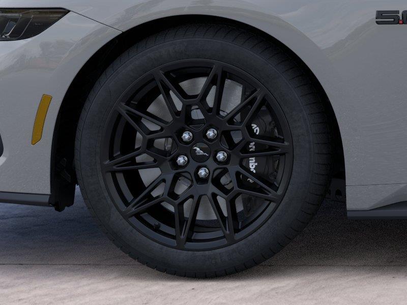 Vehicle photo 19