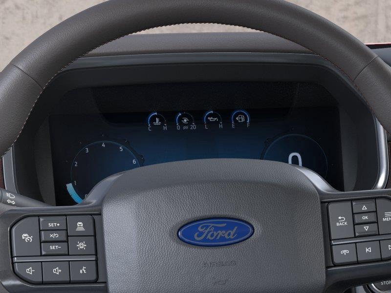 Vehicle photo 13