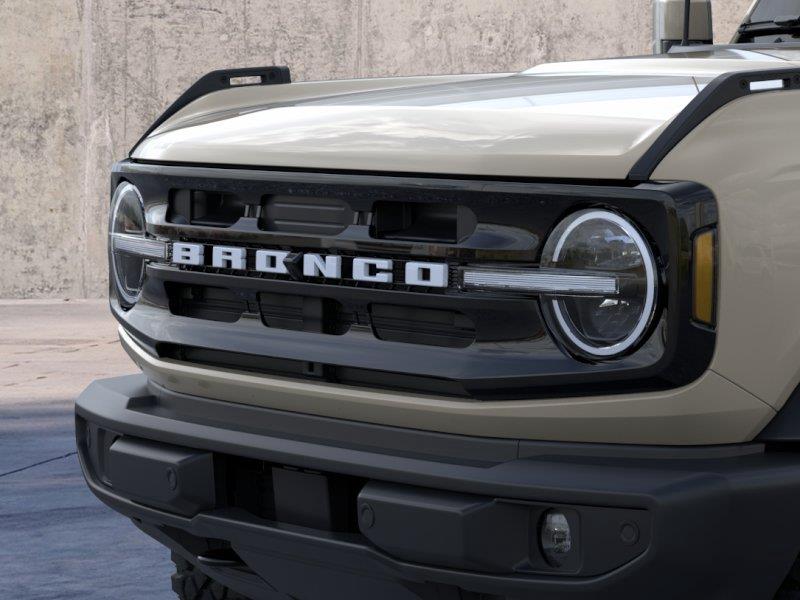 Vehicle photo 19
