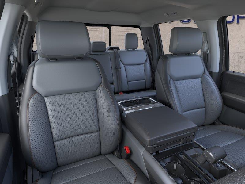 Vehicle photo 10