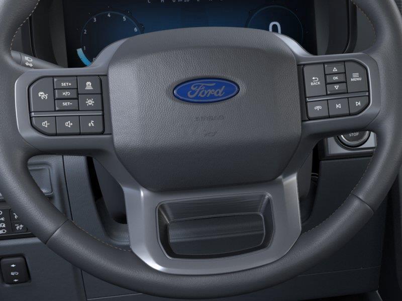 Vehicle photo 12