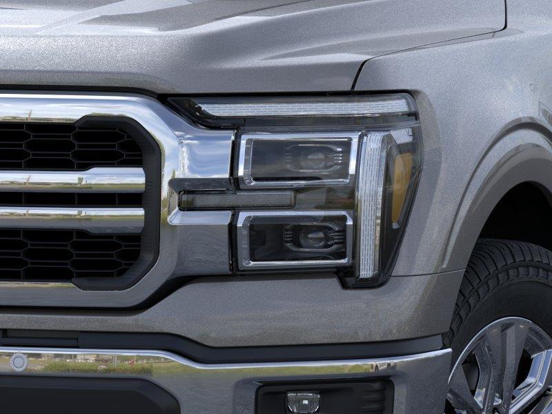 Vehicle photo 18