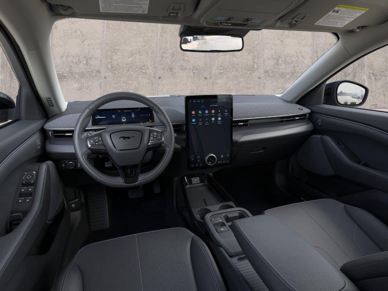 Vehicle photo 9