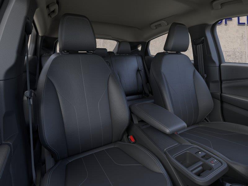Vehicle photo 10