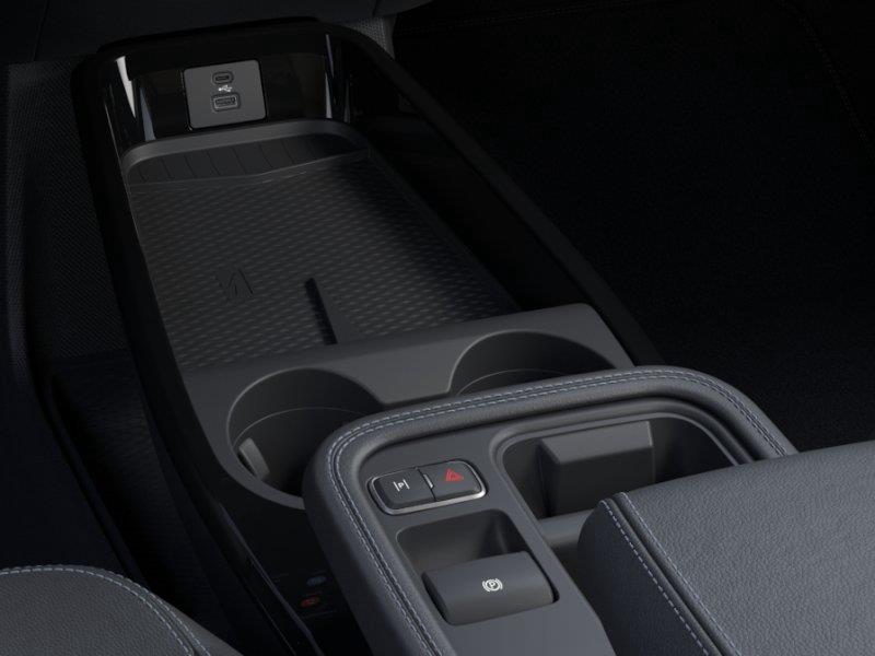 Vehicle photo 15
