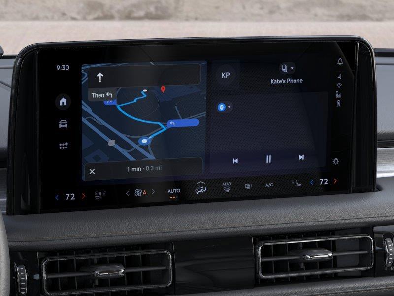 Vehicle photo 14