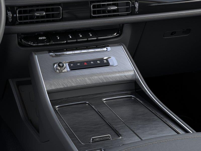 Vehicle photo 15