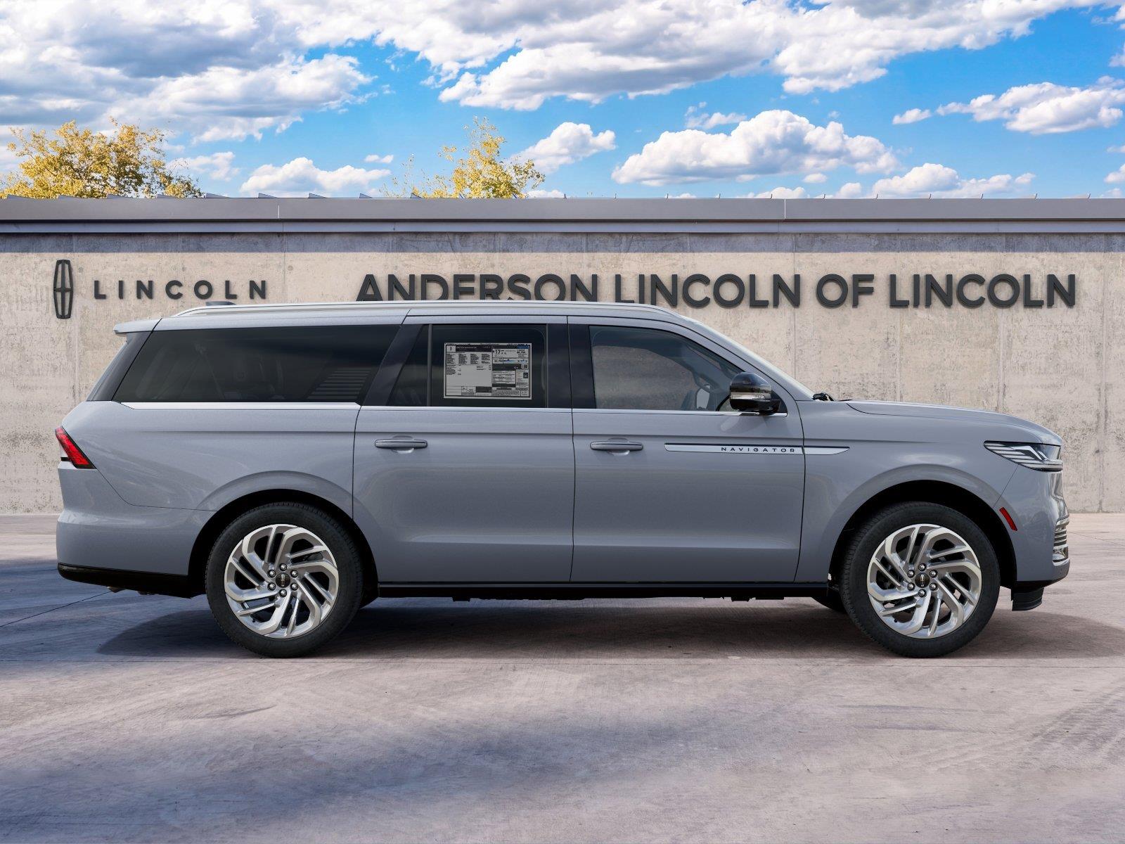 Vehicle photo 5