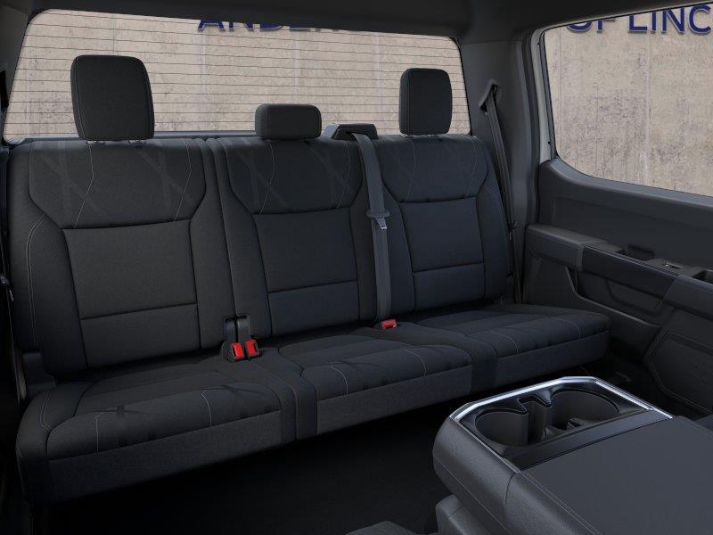 Vehicle photo 11