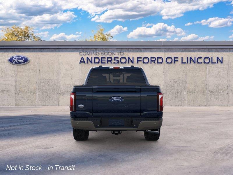 Vehicle photo 5