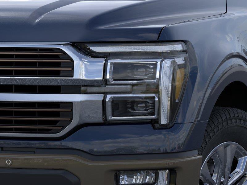 Vehicle photo 18