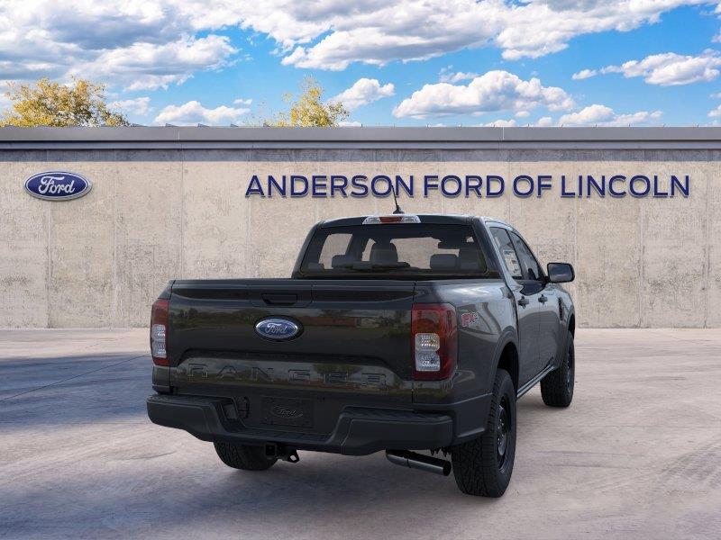 Vehicle photo 8