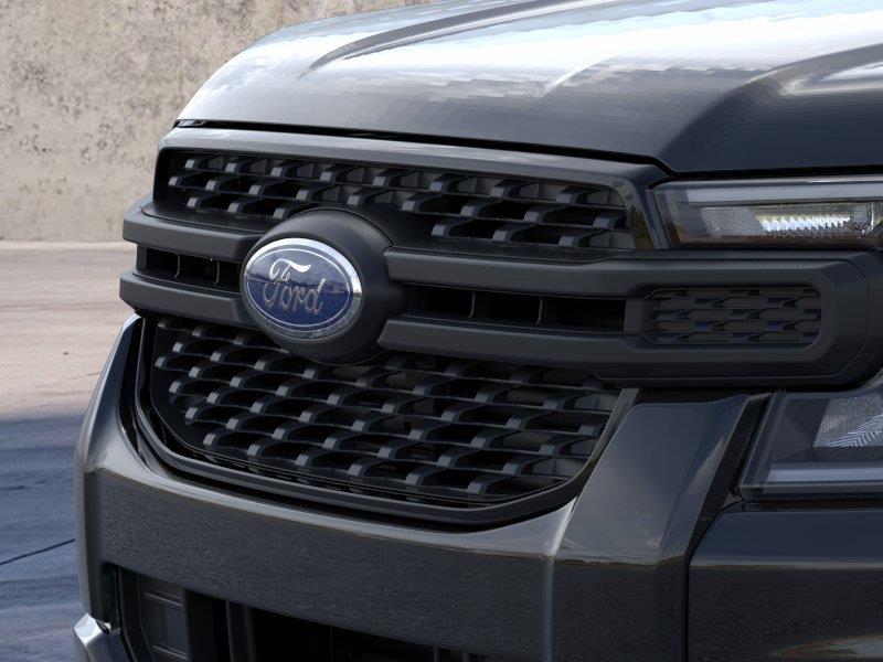 Vehicle photo 17