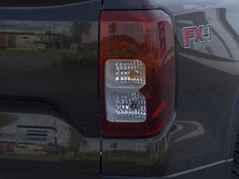 Vehicle photo 21