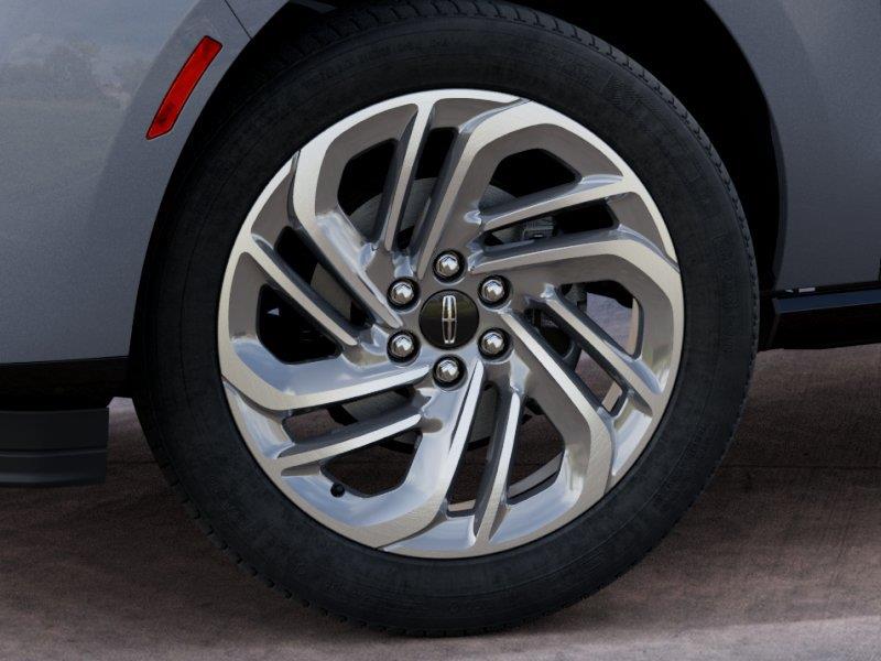 Vehicle photo 19