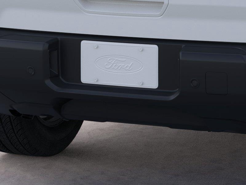 Vehicle photo 23