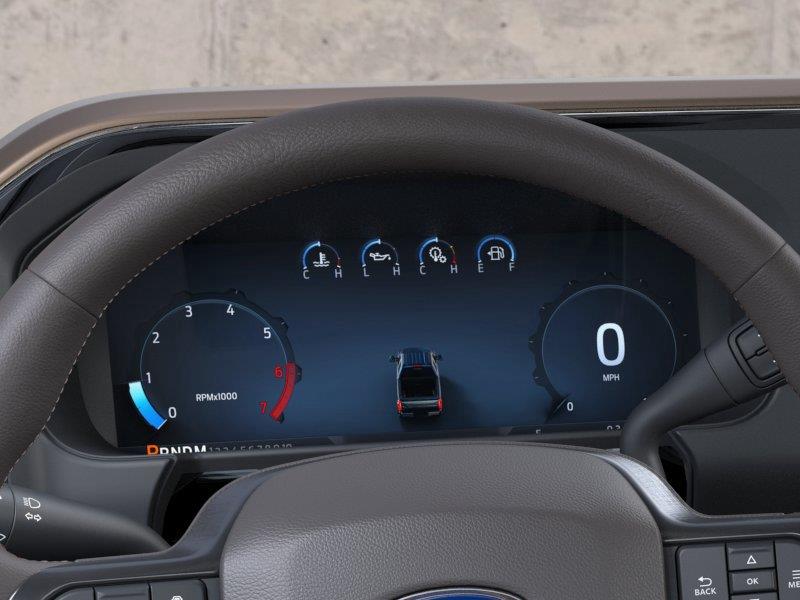 Vehicle photo 13