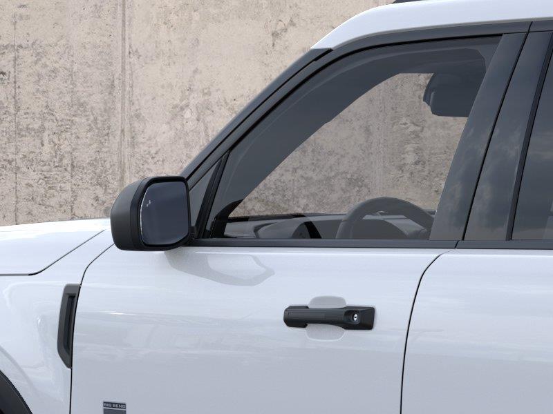 Vehicle photo 20