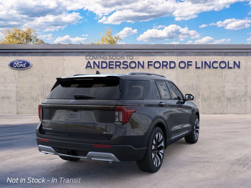 Vehicle photo 8