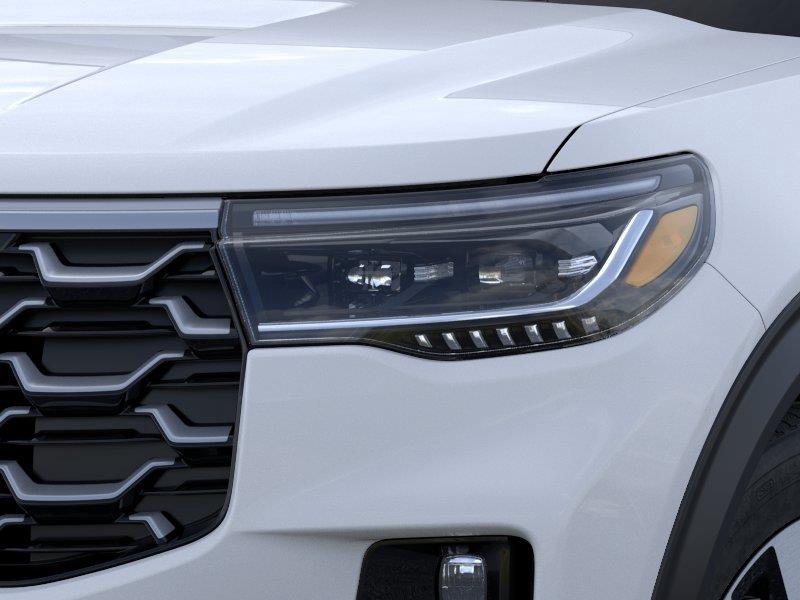 Vehicle photo 18