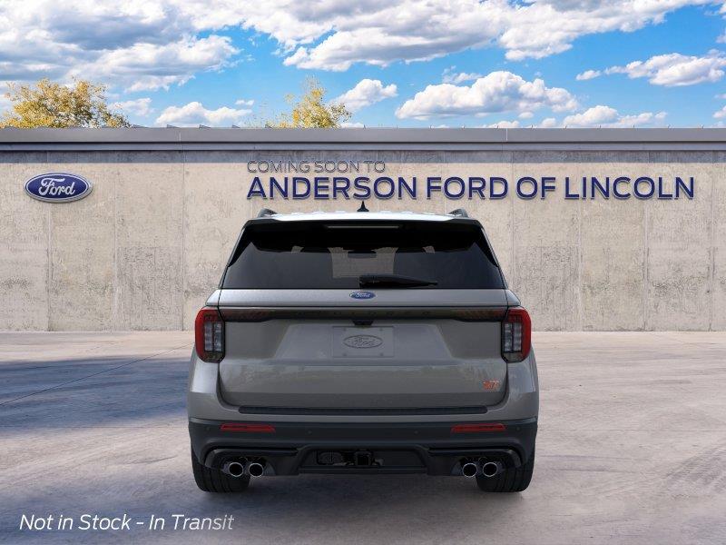 Vehicle photo 5