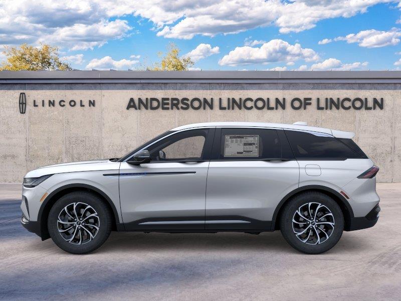Vehicle photo 3