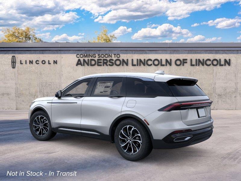 Vehicle photo 4