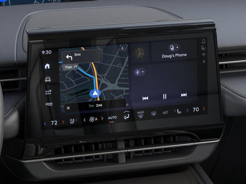 Vehicle photo 14