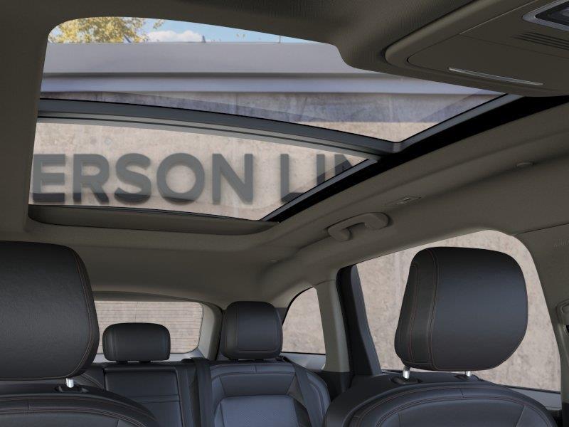 Vehicle photo 21