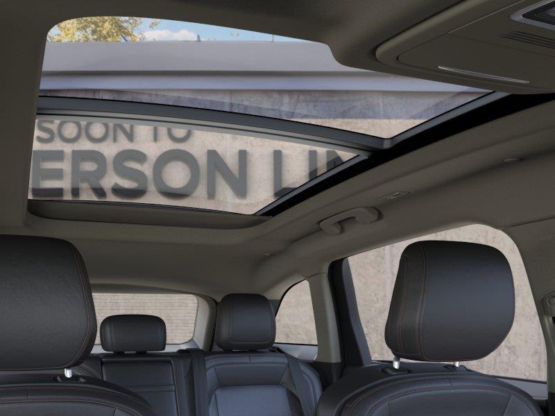 Vehicle photo 22