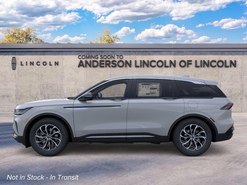 Vehicle photo 3