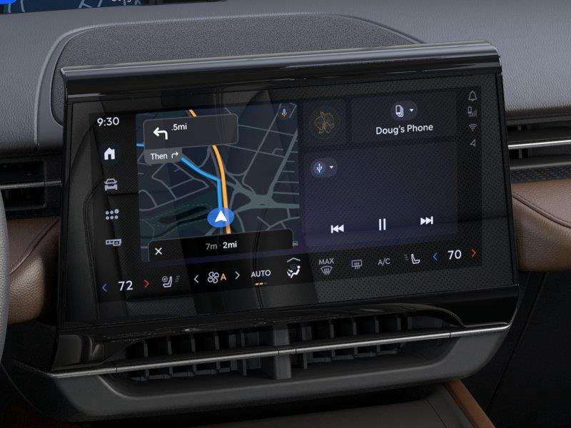 Vehicle photo 14