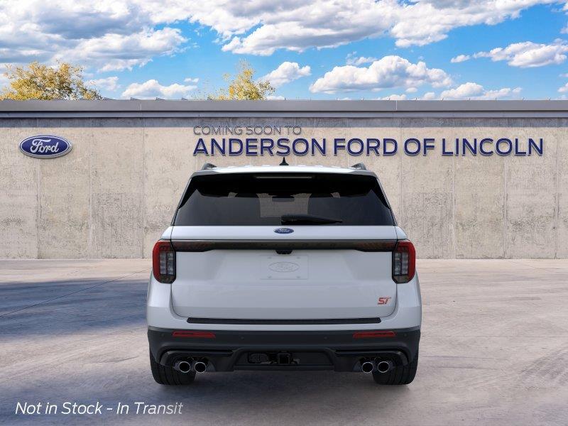 Vehicle photo 5