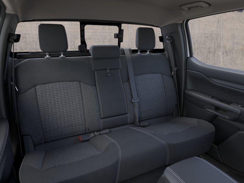 Vehicle photo 11