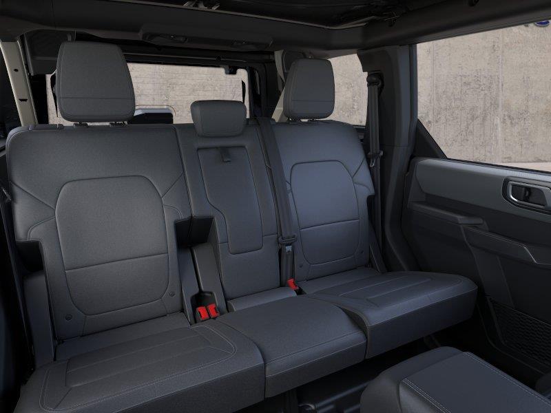 Vehicle photo 11
