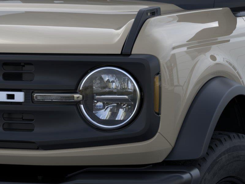 Vehicle photo 20